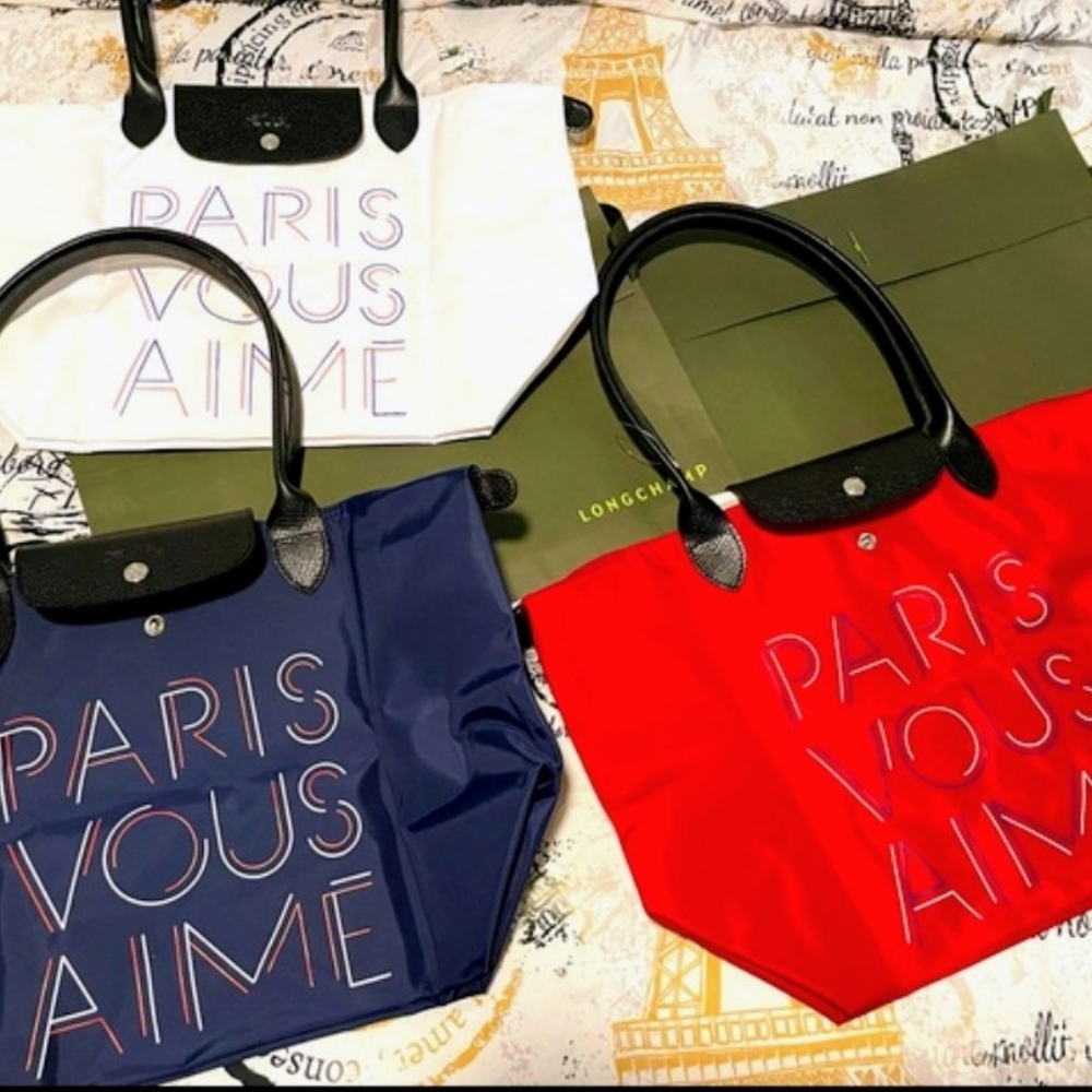 New and Authentic Longchamp tote Le Pliage Limited Edition "PARIS VOUS AIME" RED